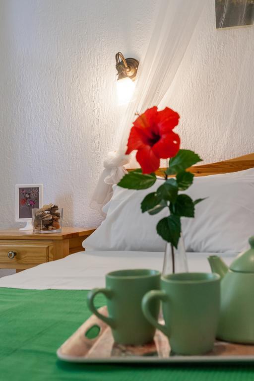Smaragdi Rooms And Studios Skopelos Exterior foto