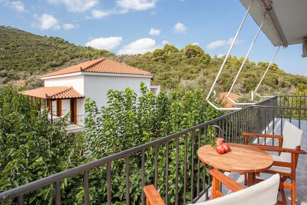 Smaragdi Rooms And Studios Skopelos Exterior foto